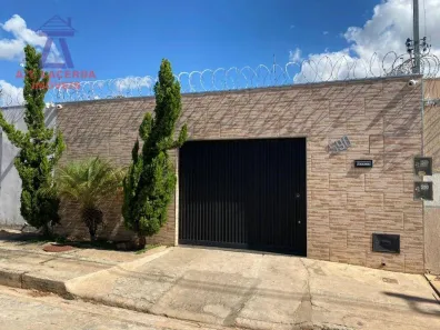 Casa com 3 Quartos à venda, 150m² no Planalto, Montes Claros