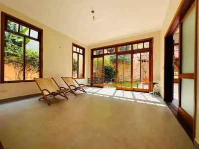 Sobrado com 4 Quartos à venda, 260m² no Vila Romana, São Paulo