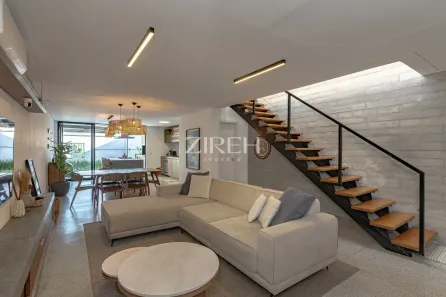 Casa com 3 Quartos à venda, 174m² no Água Verde, Curitiba