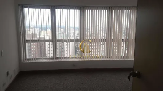 Sala Comercial à venda, 32m² no Centro, São José dos Campos