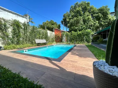 Casa com 3 Quartos à venda, 360m² no Aero Clube, Volta Redonda