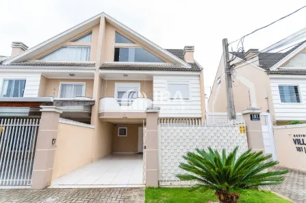 Sobrado com 3 Quartos à venda, 161m² no Boqueirão, Curitiba
