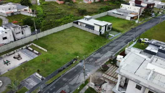 Lote/Terreno à venda, 302m² no Jardim Limoeiro, Camaçari