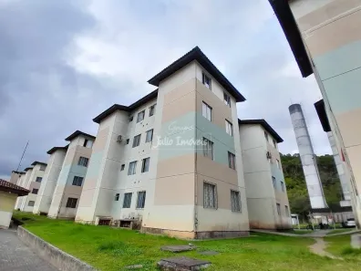 Apartamento com 2 Quartos para alugar, 50m² no Paquetá, Brusque