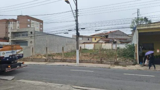 Lote/Terreno à venda, 634m² no Vila Lutécia, Santo André
