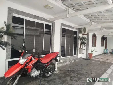 Casa com 2 Quartos à venda, 120m² no Vila Valqueire, Rio de Janeiro