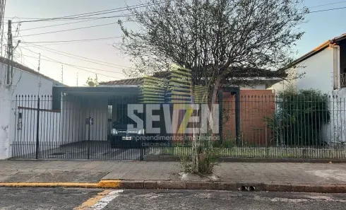 Casa com 3 Quartos à venda, 222m² no Centro, Bauru