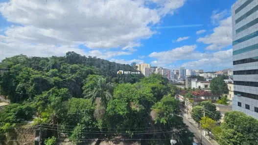 Sala Comercial à venda, 39m² no Centro, Niterói