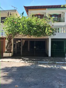 Casa de Condomínio com 3 Quartos à venda, 140m² no Jardim Olympia, São Paulo