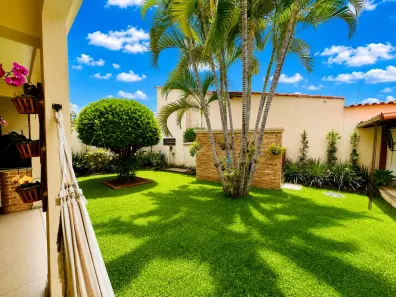 Casa com 4 Quartos à venda, 230m² no Vila Cloris, Belo Horizonte