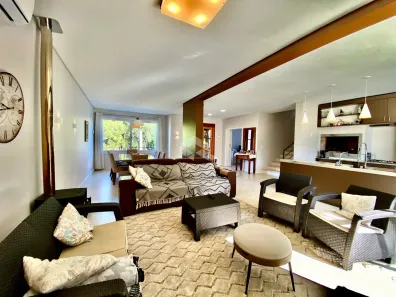Casa com 4 Quartos à venda, 310m² no Belvedere, Santa Cruz do Sul