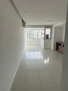 Apartamento com 3 Quartos para alugar, 133m² no Ponta Verde, Maceió