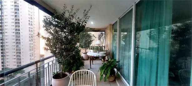 Apartamento com 3 Quartos à venda, 167m² no Brooklin Paulista, São Paulo