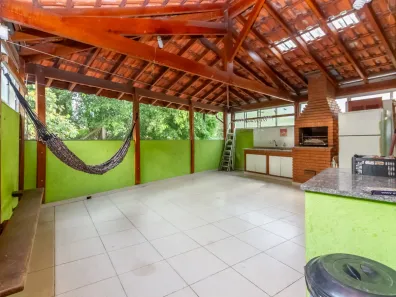 Sobrado com 3 Quartos à venda, 247m² no Jardim Pinheiros, São Paulo