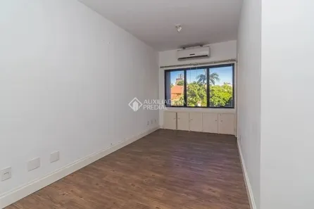 Sala Comercial à venda, 37m² no Petrópolis, Porto Alegre