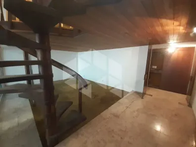Casa com 3 Quartos para alugar, 278m² no Mont Serrat, Porto Alegre