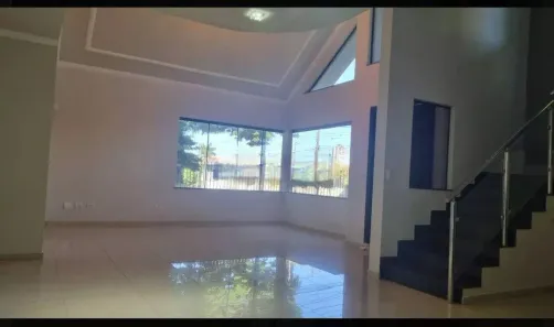 Sobrado com 4 Quartos à venda, 350m² no Zona 03, Maringá
