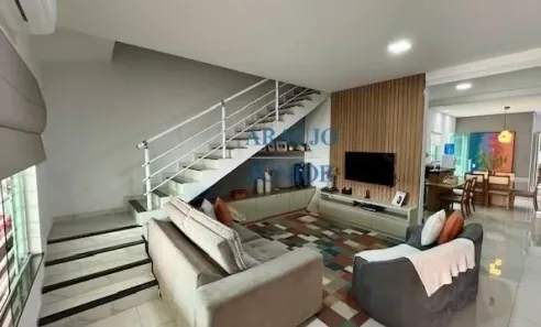Sobrado com 3 Quartos à venda, 180m² no Vila Santa Maria, Americana