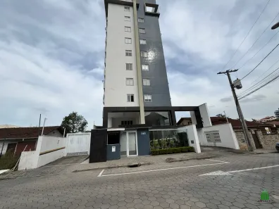 Apartamento com 2 Quartos à venda, 71m² no Iririú, Joinville