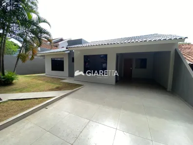 Casa com 3 Quartos à venda, 121m² no Jardim Pancera, Toledo