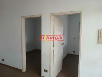Casa com 6 Quartos à venda, 297m² no Parque Marabá, Guarulhos