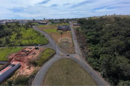 Lote/Terreno à venda, 735m² no Centro, Araxá