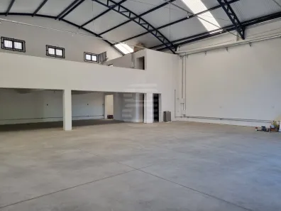 Galpão/Depósito/Armazém para alugar, 349m² no Jardim do Trevo, Campinas