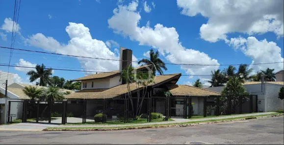 Casa com 4 Quartos à venda, 390m² no Chácara Cachoeira, Campo Grande