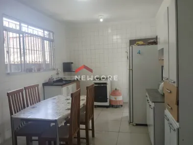 Sobrado com 3 Quartos à venda, 212m² no Vila Noêmia, Mauá