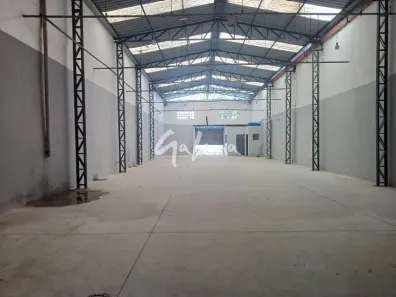 Galpão/Depósito/Armazém para venda ou aluguel, 370m² no Barcelona, São Caetano do Sul