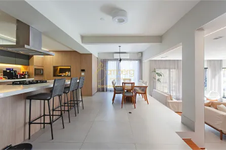 Casa com 4 Quartos à venda, 255m² no Santo Amaro, São Paulo