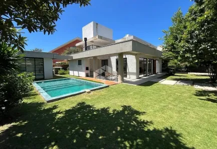 Casa com 5 Quartos à venda, 512m² no Campeche, Florianópolis