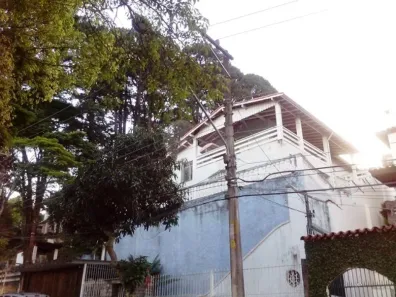 Casa de Condomínio com 4 Quartos para venda ou aluguel, 300m² no Jardim Ibiratiba, São Paulo