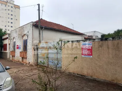 Imóvel Comercial com 3 Quartos à venda, 139m² no Centro, Araraquara