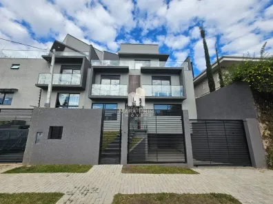 Sobrado com 3 Quartos à venda, 179m² no Mossunguê, Curitiba