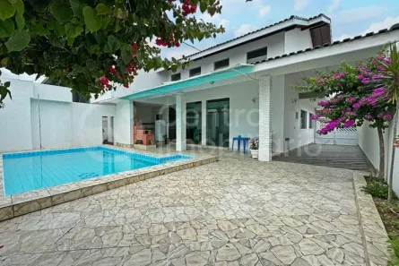 Casa com 6 Quartos à venda, 300m² no Jardim Tres Marias, Peruíbe