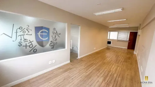 Sala Comercial à venda, 79m² no Centro, Curitiba