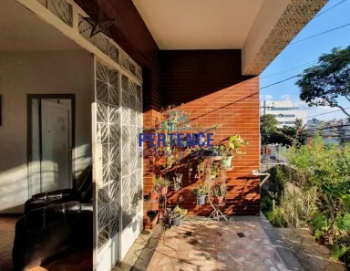 Casa com 4 Quartos à venda, 217m² no Sagrada Família, Belo Horizonte