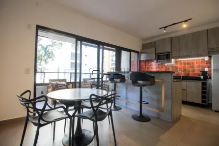 Apartamento com 2 Quartos para alugar, 120m² no Pinheiros, São Paulo