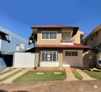 Casa de Condomínio com 3 Quartos à venda, 154m² no Conjunto Habitacional Inocente Vila Nova Júnior, Maringá