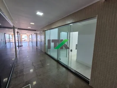 Sala Comercial para alugar, 86m² no Centro, Balneário Camboriú