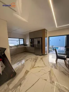 Casa de Condomínio com 3 Quartos para alugar, 212m² no Jardim Califórnia, Jacareí