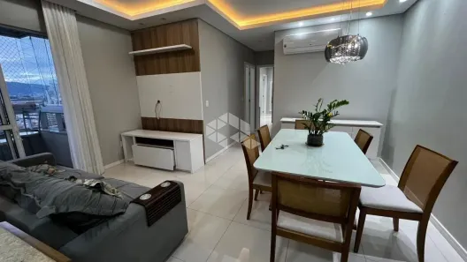 Apartamento com 2 Quartos à venda, 70m² no Capoeiras, Florianópolis