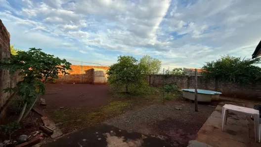 Lote/Terreno à venda, 388m² no Jardim Santa Rosa, Maringá