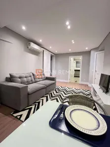 Apartamento com 3 Quartos para alugar, 81m² no Centro, Florianópolis