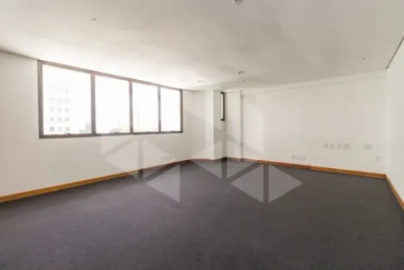 Ponto Comercial para alugar, 38m² no Boa Vista, Porto Alegre