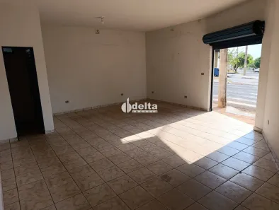 Ponto Comercial para alugar, 80m² no Segismundo Pereira, Uberlândia