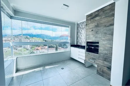 Apartamento com 3 Quartos para alugar, 98m² no Jardim Quisisana, Poços de Caldas