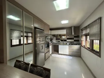 Casa com 3 Quartos à venda, 284m² no Centro, Farroupilha