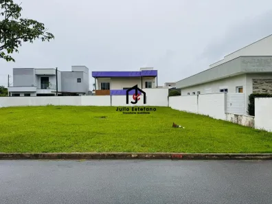 Lote/Terreno à venda, 300m² no Piracangaguá, Taubaté